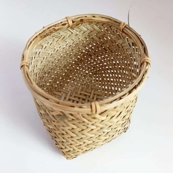 Eco Ceylon Steamer Basket AKA Piti Pettiya is made out of cane and bamboo