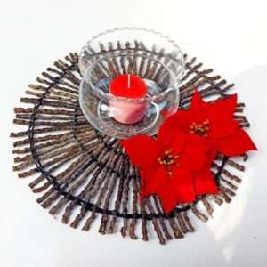 Table mat made out of kithul flower