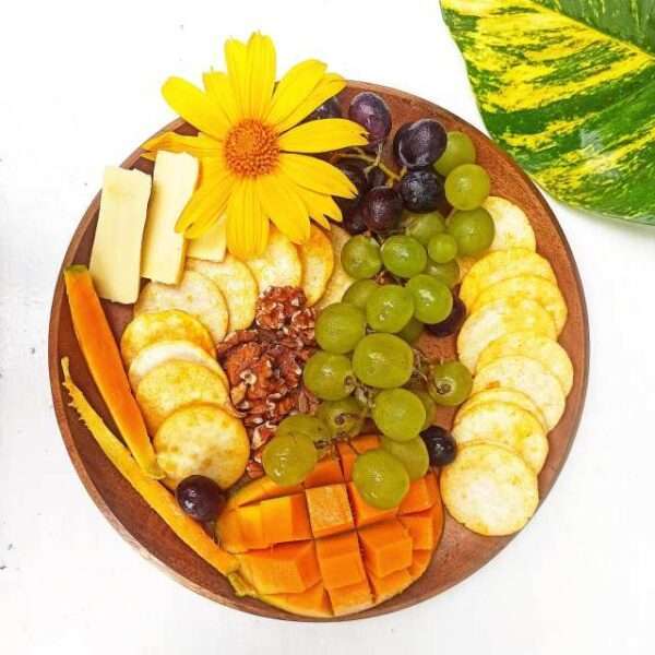 Wood food platter made out of mahogany wood in 12 inch size